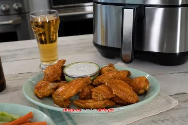 Alitas de pollo en salsa búfalo en airfryer