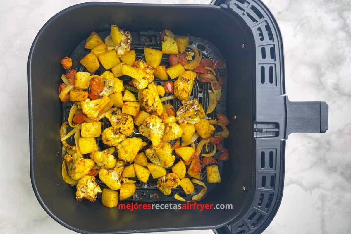 Receta de Aloo Gobi en la Freidora de Aire 2 Cómo preparar Aloo Gobi en la Freidora de Aire-1