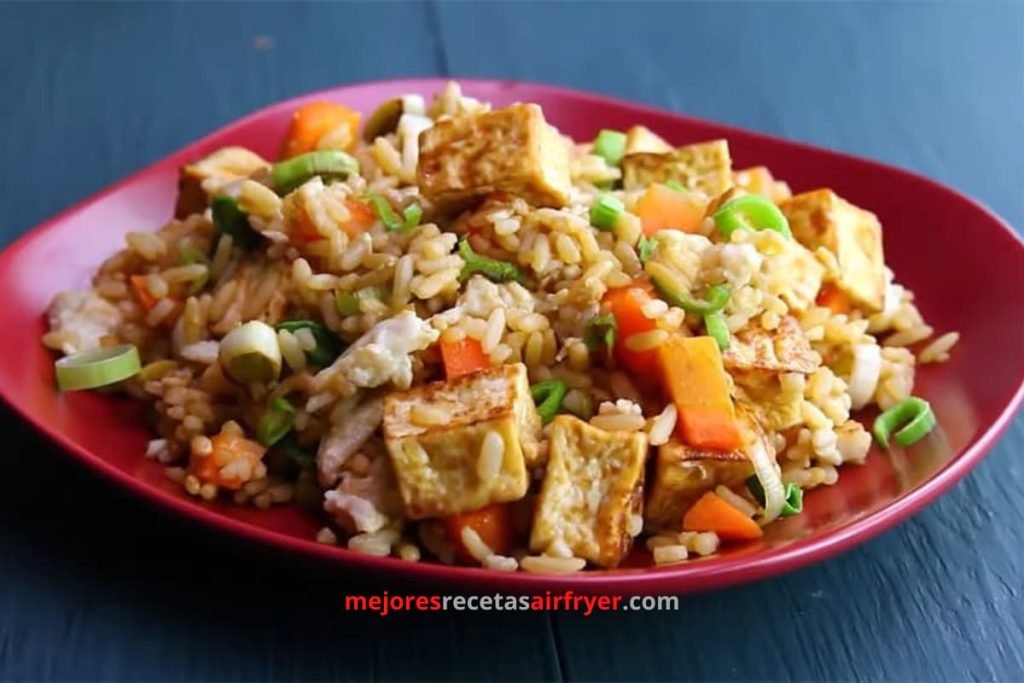 Cómo preparar Arroz con Tofu y Sriracha Picante en la Freidora de aire-2