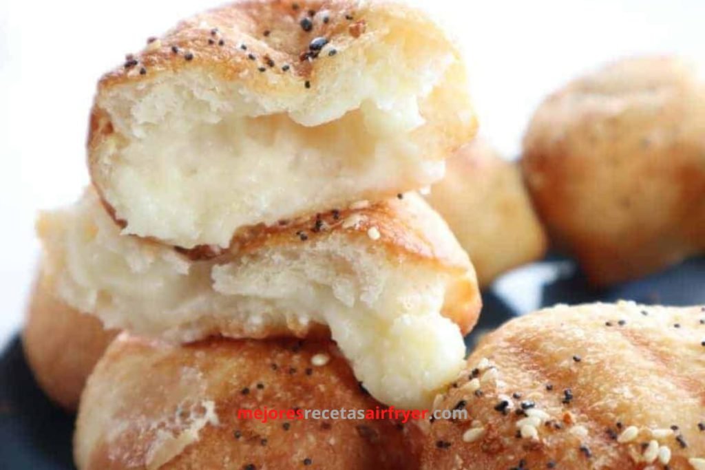Bolas de Bagel Rellenas en la Freidora de Aire 4 Cómo preparar Bolas de Bagel Rellenas en la Freidora de Aire-3