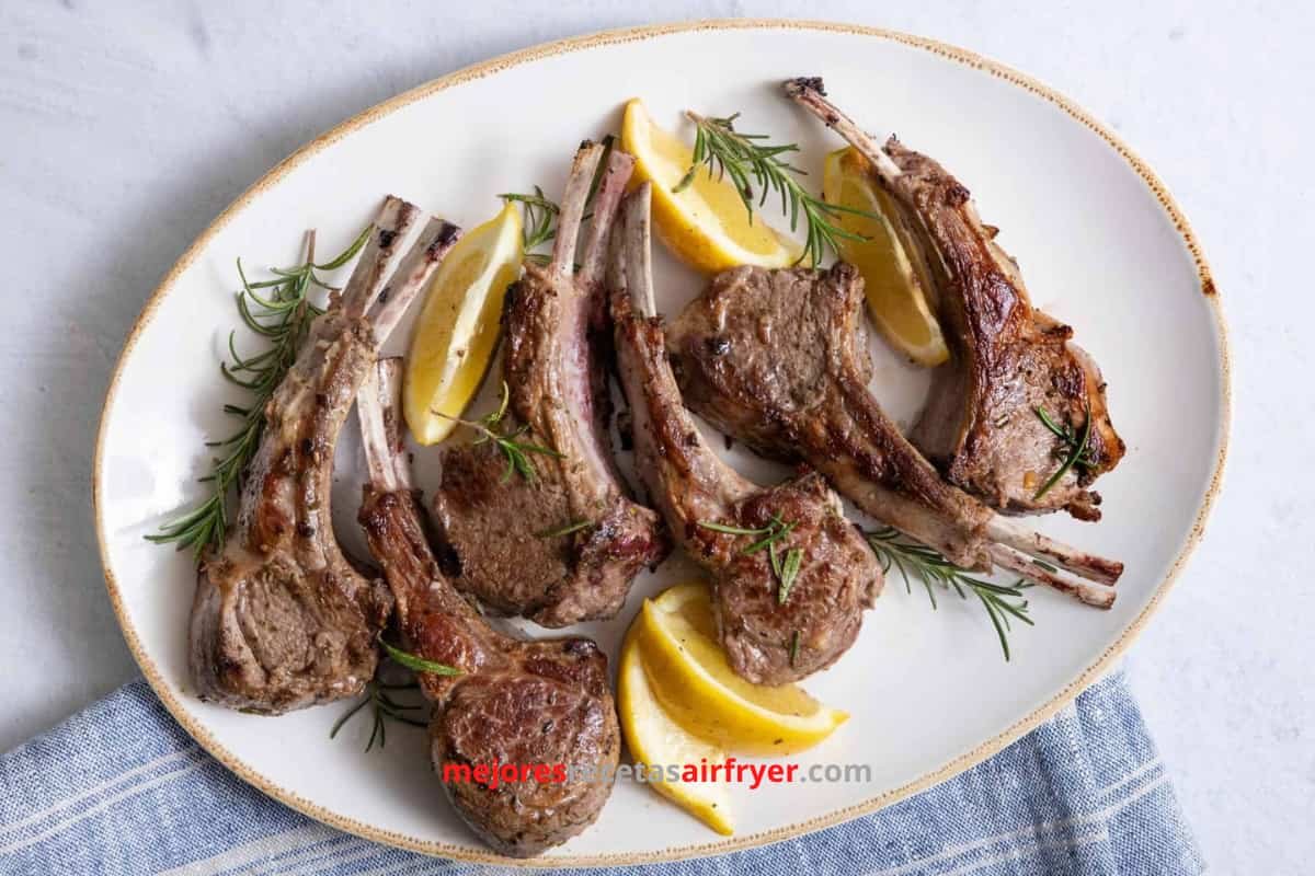 Chuletas de Cordero con Ajo y Vino en la Air Fryer 3 Cómo preparar Chuletas de Cordero con Ajo y Vino en la Freidora de Aire-3