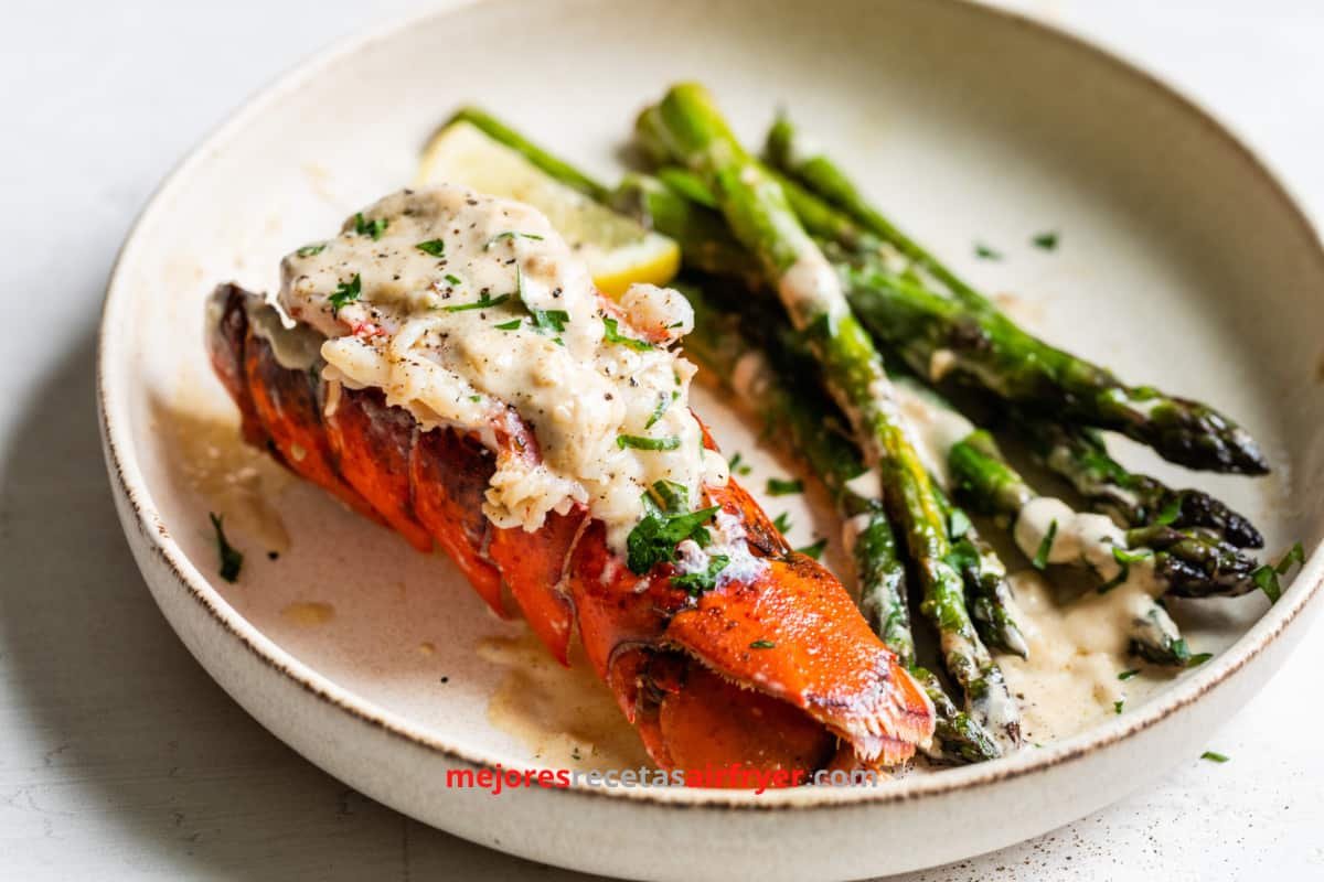 Cómo preparar Colas de Langosta con Salsa en la Freidora de Aire-1