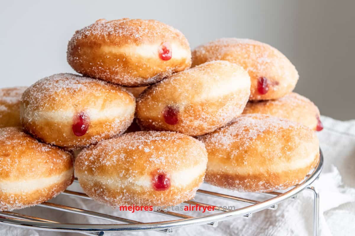 Cómo preparar Donas Rellenas de Mermelada de Fresa en la Freidora de Aire-1