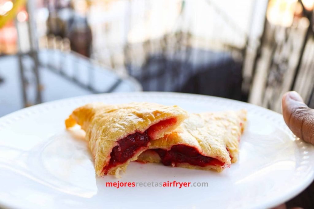 Empanadas Rellenas de Fresa en la Freidora de Aire 3 Cómo preparar Empanadas Rellenas de Fresa en la Freidora de Aire-2
