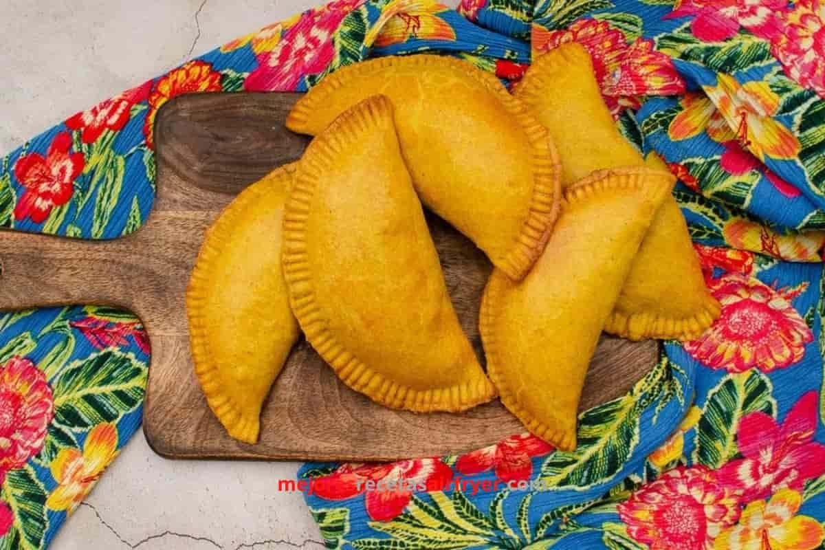 Cómo preparar Empanadas de Carne Jamaiquina en la Freidora de Aire-2