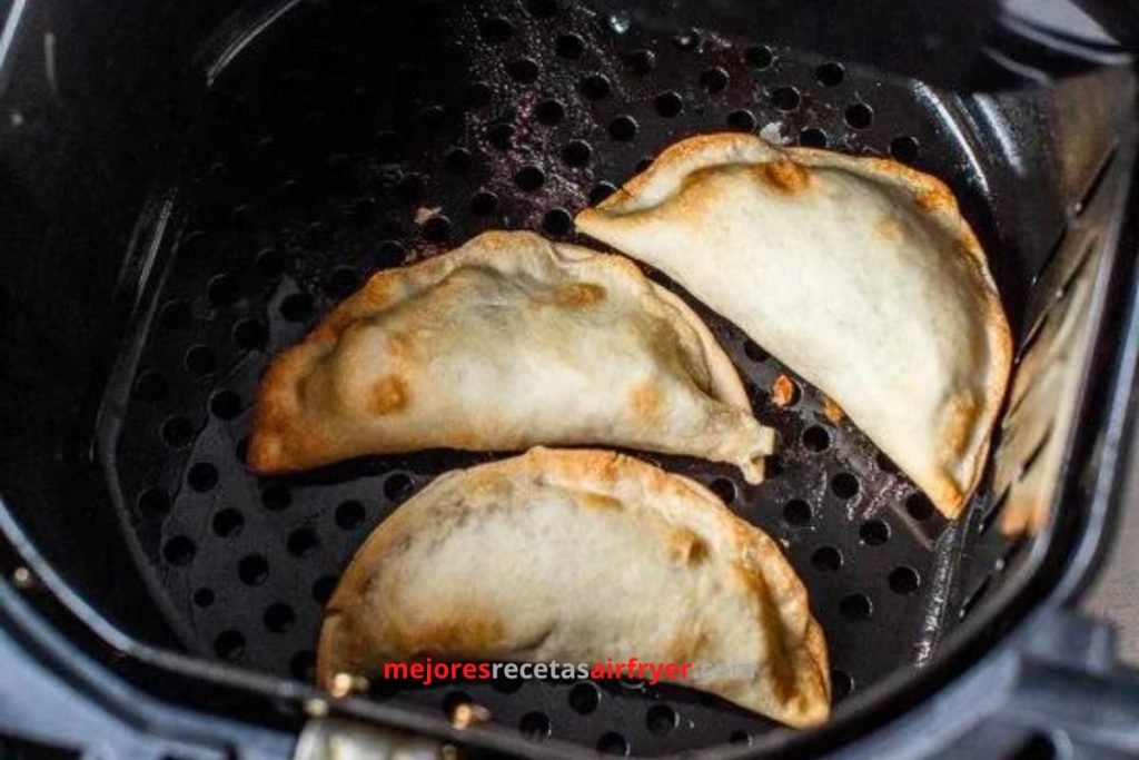 Empanadas de Langosta y Jalapeño en la Freidora de Aire 2 Cómo preparar Empanadas de Langosta y Jalapeño en la Freidora de Aire-1