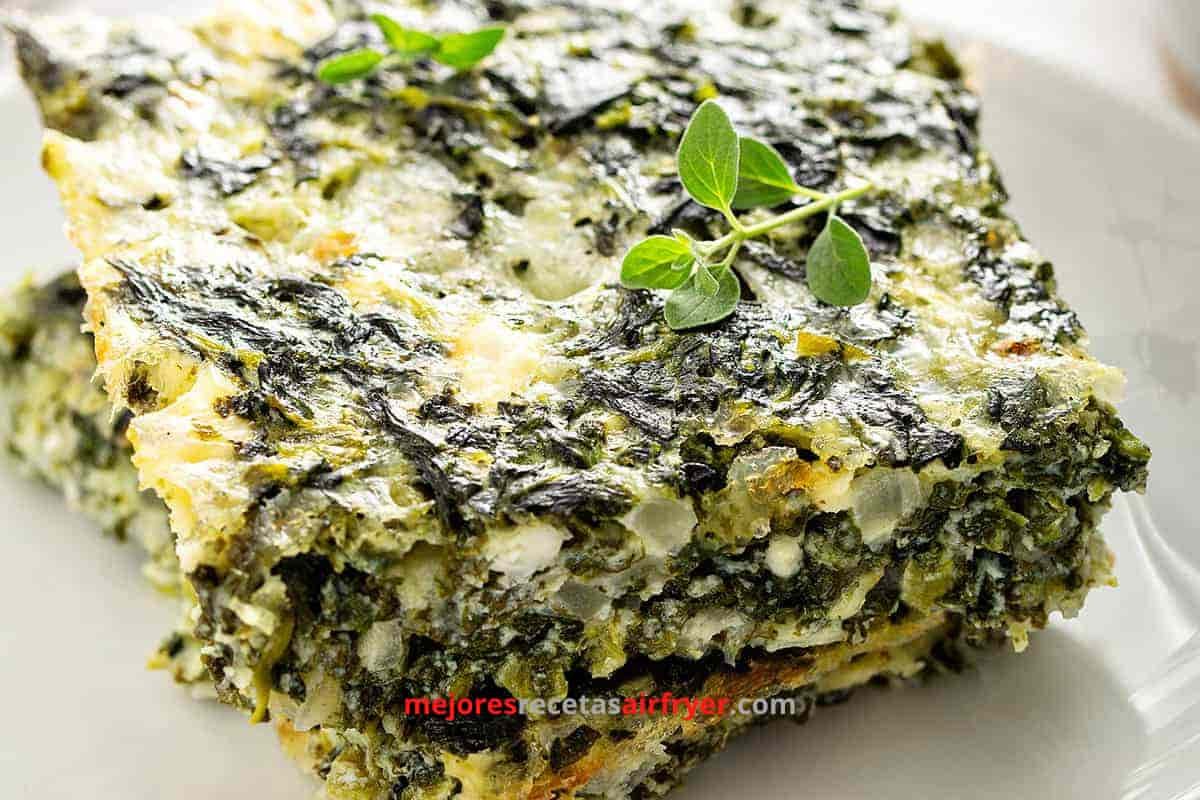 Pastel de Espinacas y Queso Feta en la Freidora de Aire 3 Cómo preparar Pastel de Espinacas y Queso Feta en la Freidora de Aire