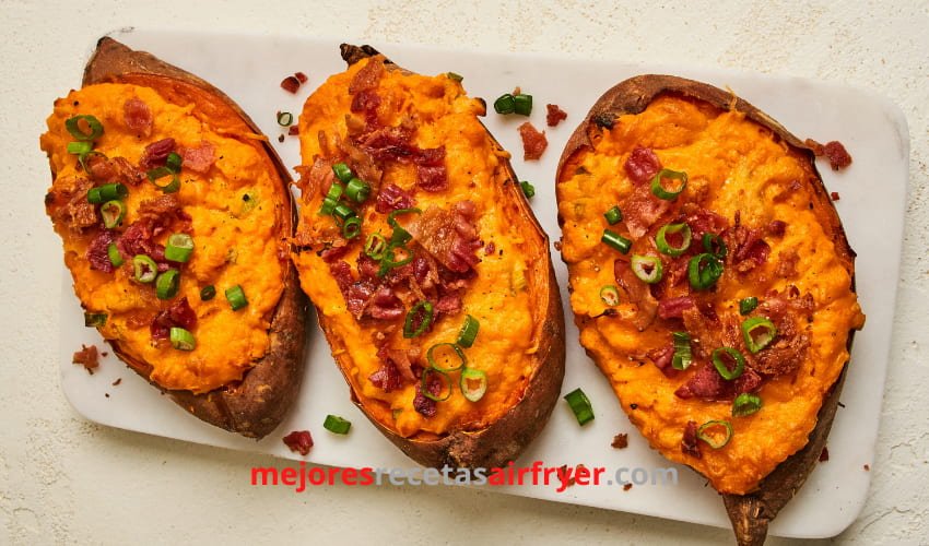 Patatas Dulces Rellenas en la Freidora de Aire 2 Cómo preparar Patatas Dulces Rellenas en la Freidora de Aire