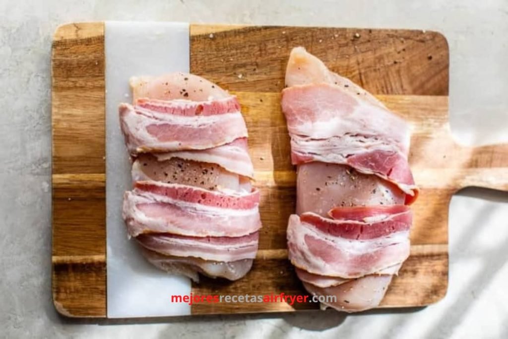 Cómo preparar Pechuga de Pollo Envuelta en Tocino en la Freidora de Aire-1