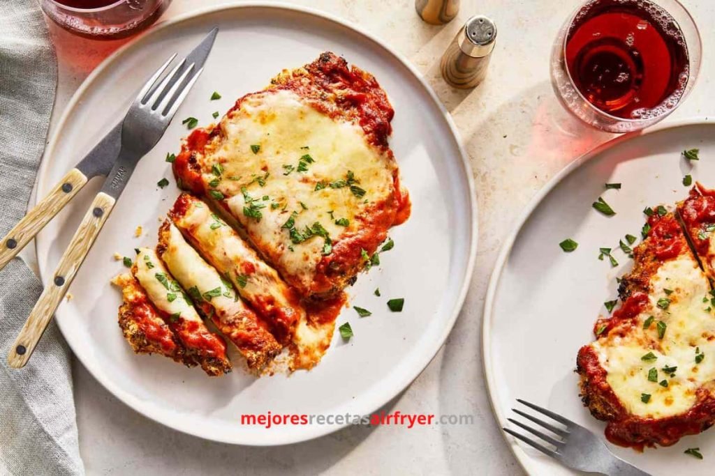 Pollo Parmesano Picante con Salsa de Vodka en AirFryer 4 Cómo preparar Pollo Parmesano Picante con Salsa de Vodka en Air Fryer-3