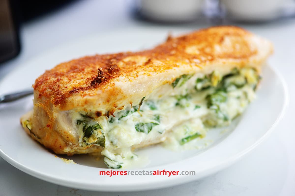 Cómo preparar Pollo Relleno con Queso Brie en la Freidora de Aire-2