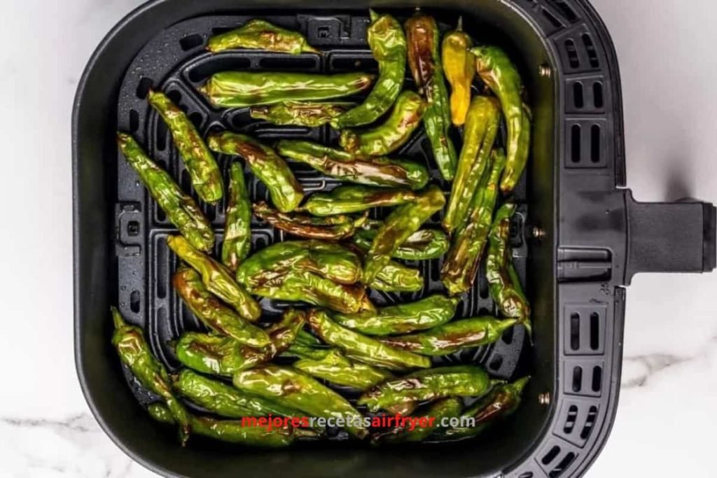 Receta de Pimientos Shishito en la Freidora de Aire 2 Cómo preparar Receta de Pimientos Shishito en la Freidora de Aire-1