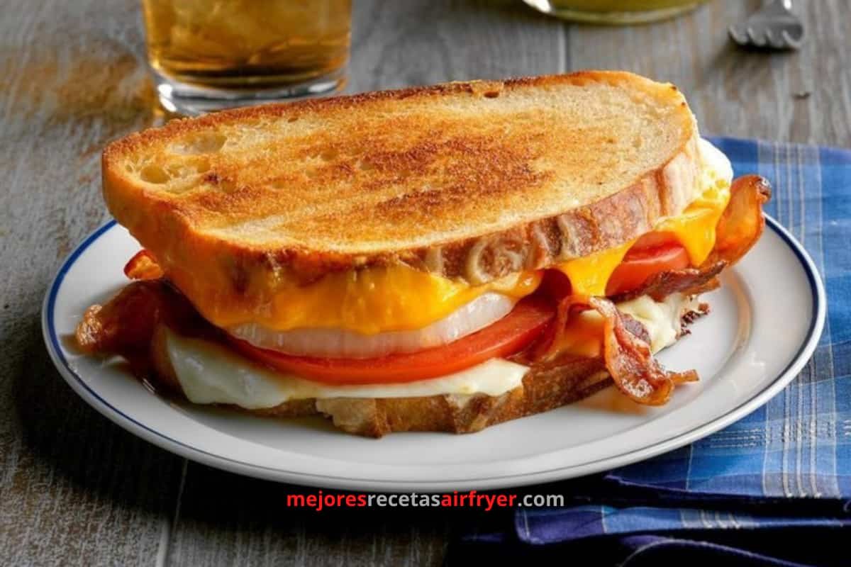 Cómo preparar Sandwich de Huevo en la Freidora de Aire-2