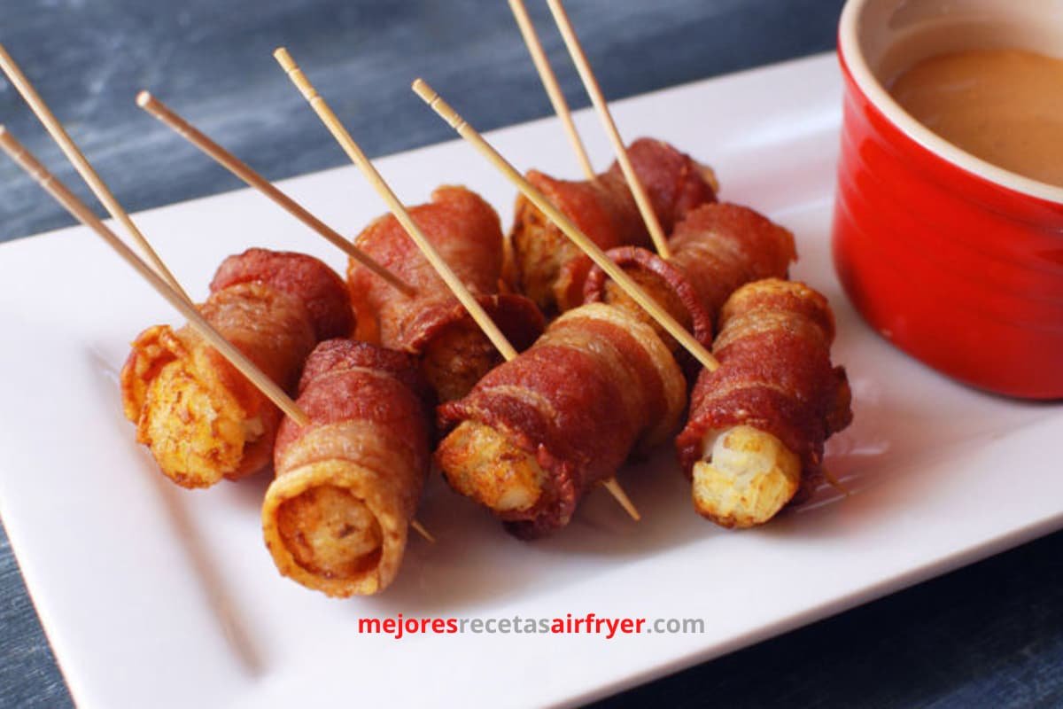 Tater Tots Envueltos en Tocino en la Freidora de Aire 3 Cómo preparar Tater Tots Envueltos en Tocino en la Freidora de Aire-2