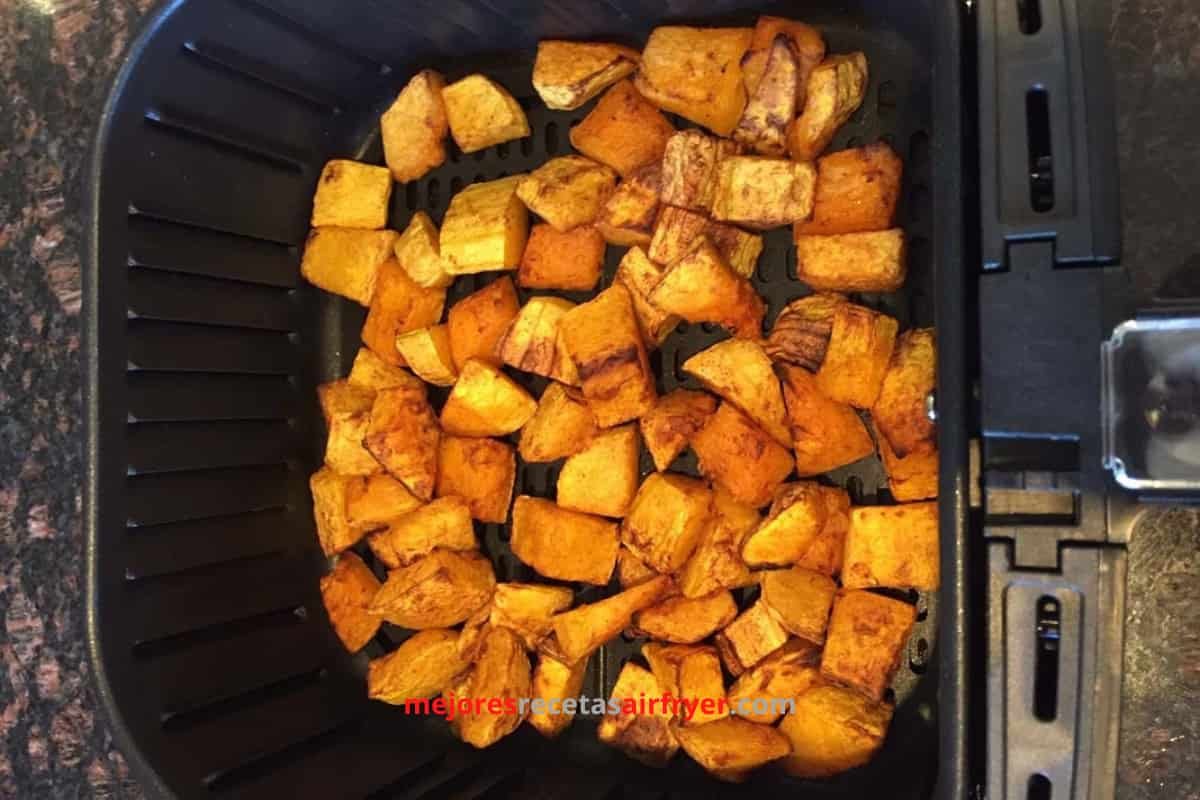 Trozitos de Calabaza Moscada en la Freidora de Aire 2 Cómo preparar Trozitos de Calabaza Moscada en la Freidora de Aire-1