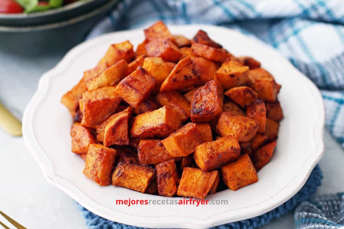 Trozitos de Camote con Miel y Canela en la Freidora de Aire 3 Cómo preparar Trozitos de Camote con Miel en la Freidora de Aire