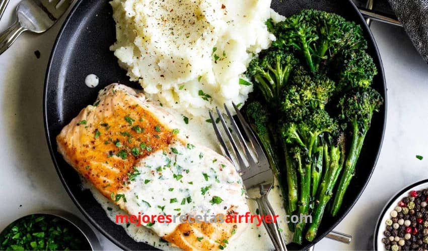 Salmón con Mantequilla de Eneldo con Ajo y Limón en la Air Fryer 3 Cómo preparar receta de Salmón con Mantequilla de Eneldo de Ajo y Limón