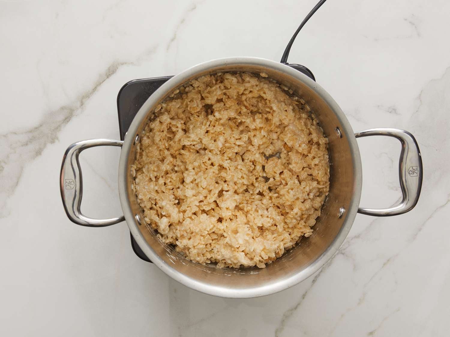 Elaboración de las paletas rice krispies4