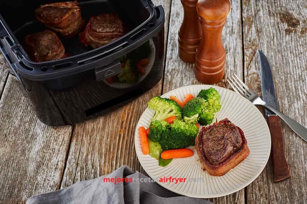 Filet Mignon Envuelto en Tocino en la Air Fryer