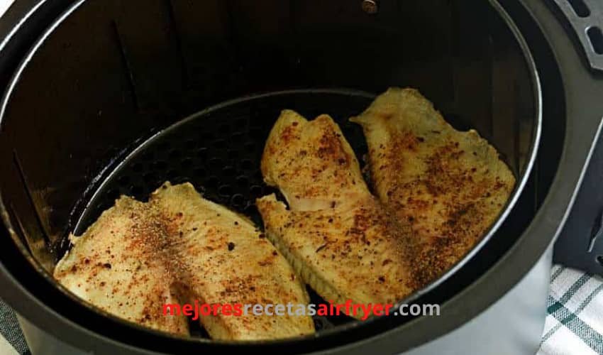 Filetes de Tilapia en la Freidora de Aire 2 Filetes de Tilapia en la Freidora de Aire