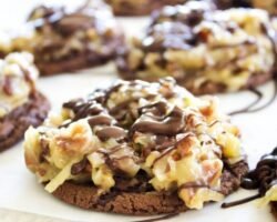 Galletas de pastel de chocolate alemán suaves y deliciosas