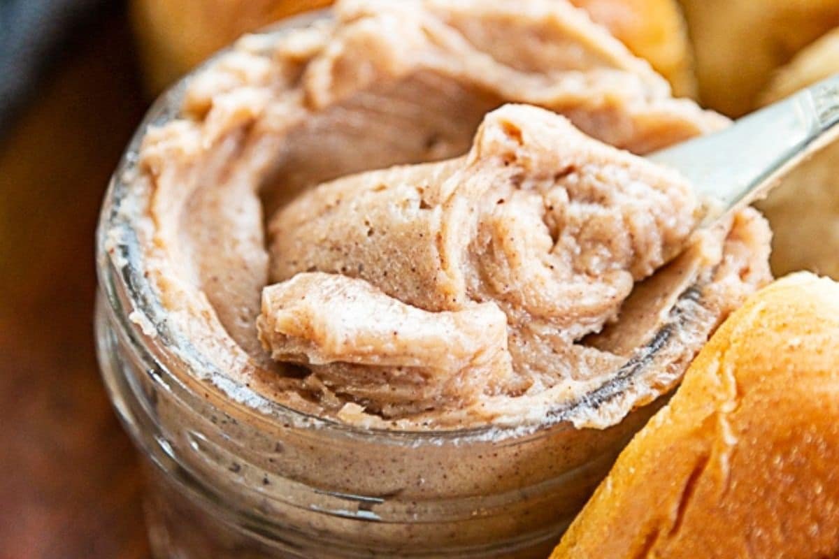 Mantequilla Texas Roadhouse casera de miel y canela