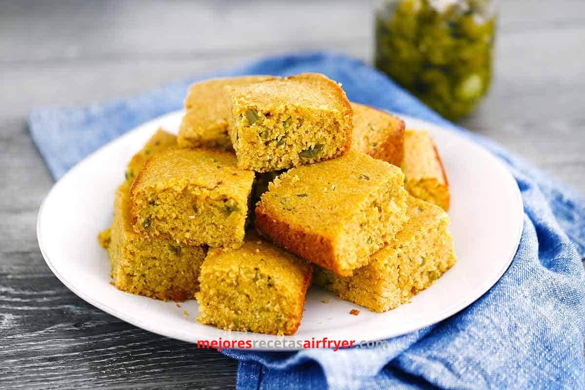Pan de Maíz con Jalapeños en la Freidora de Aire