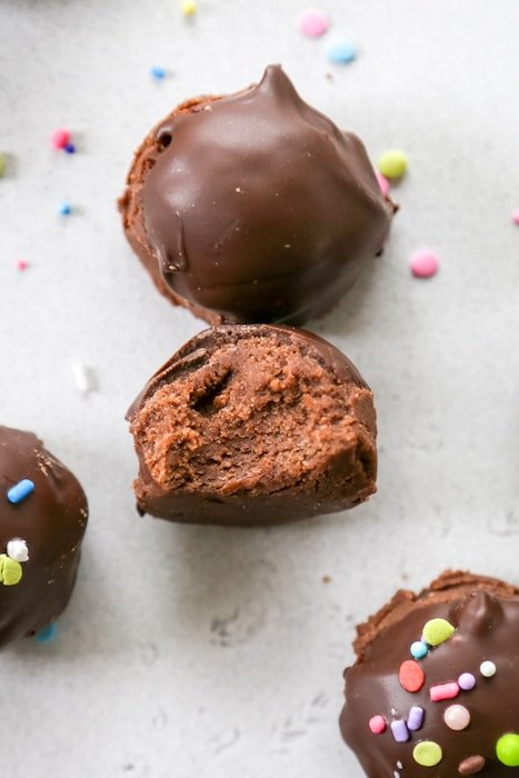 Bolitas de Brownie sin Horno: un postre rápido y adictivo 7 Paso a paso para prepararlas fácilmente5