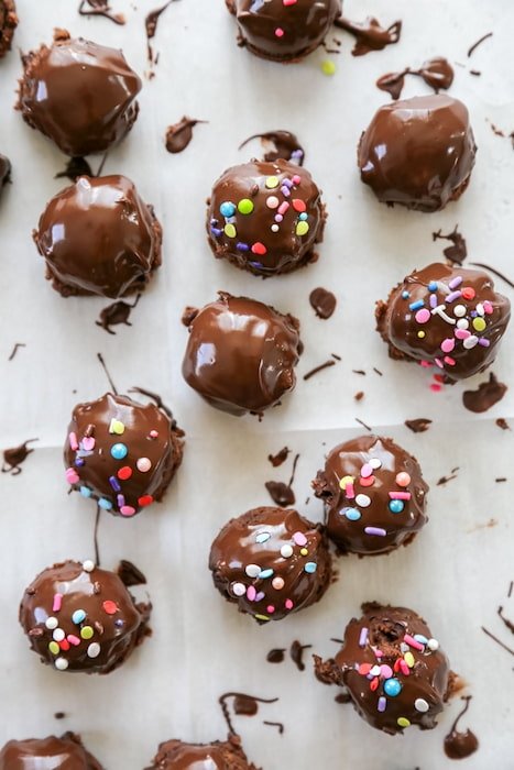 Bolitas de Brownie sin Horno: un postre rápido y adictivo 5 Paso a paso para prepararlas fácilmente6