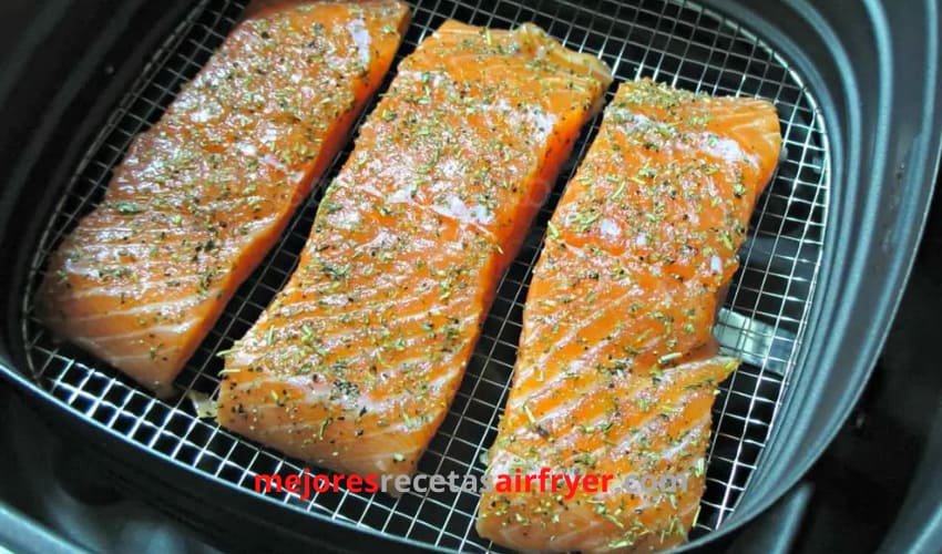 Salmón con Espinacas Salteadas en la Freidora de Aire 2 Salmón con Espinacas Salteadas
