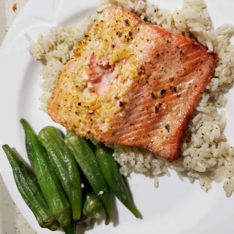 Salmón con limón y ajo en airfryer 5 Salmón con limón y ajo1