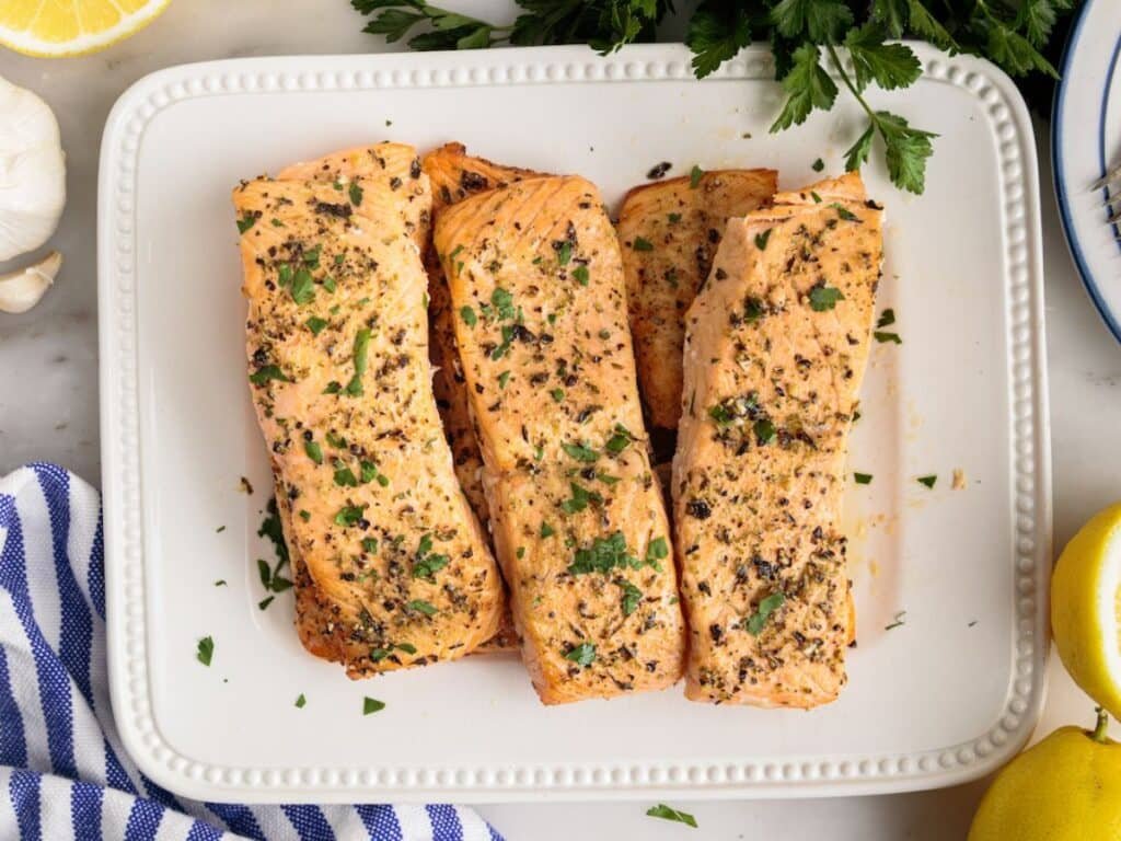 Salmón con limón y ajo en airfryer 4 Salmón con limón y ajo5