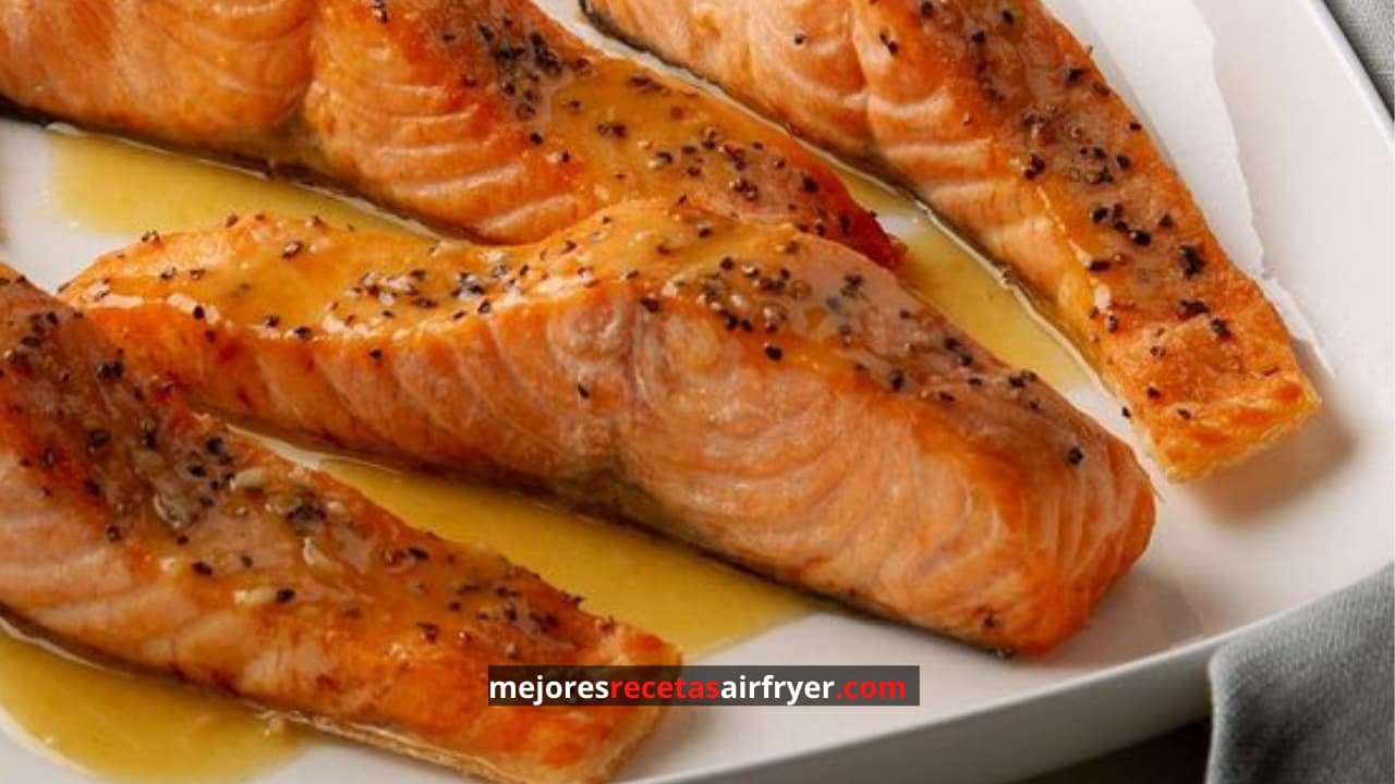 Salmón con mostaza de Dijon receta de airfryer