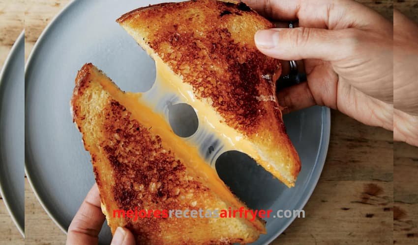 Receta Sándwich de Queso en la Freidora de Aire 3 Sandwich de Queso en air fryer