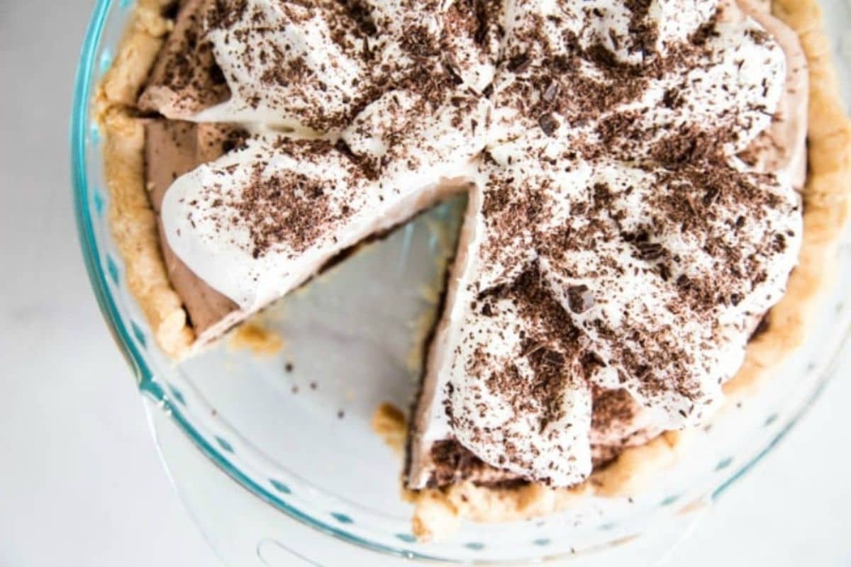 Tarta con mousse de chocolate fácil y deliciosa