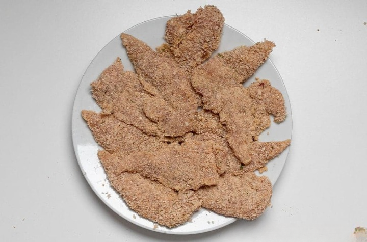 Tiras de pollo con hojuelas de maíz en freidora de aire 7 Tiras de pollo con hojuelas de maíz5